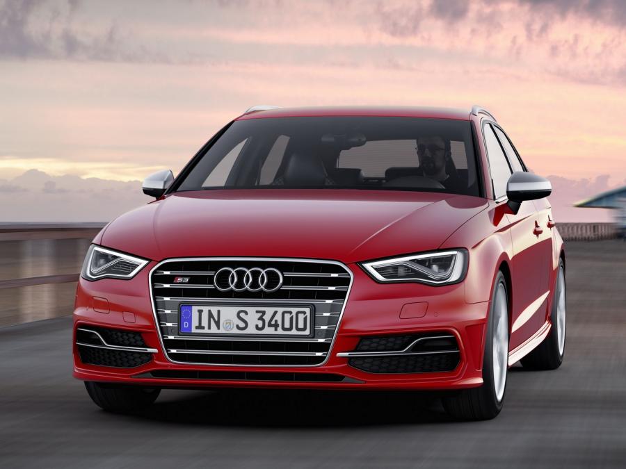 Audi S3 Sportback (8V) 2013 года  (WW) (фото 6 из 35)